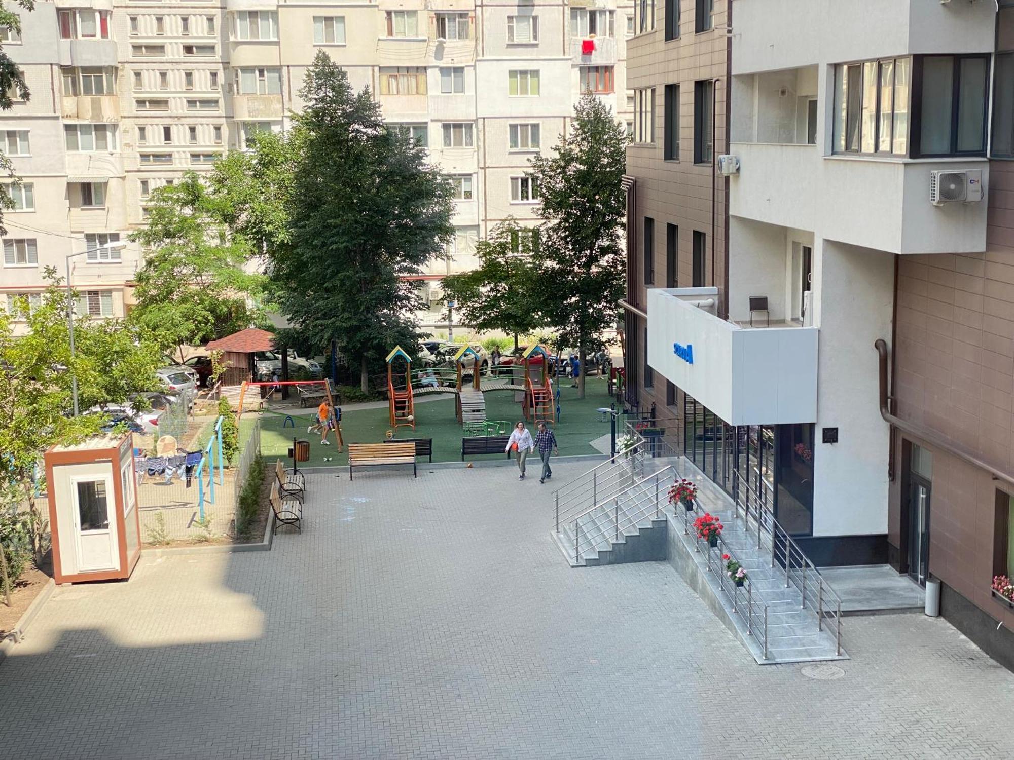 Rentnow Modern Business Apartment With 3 Bedrooms In Centre Кишинёв Экстерьер фото