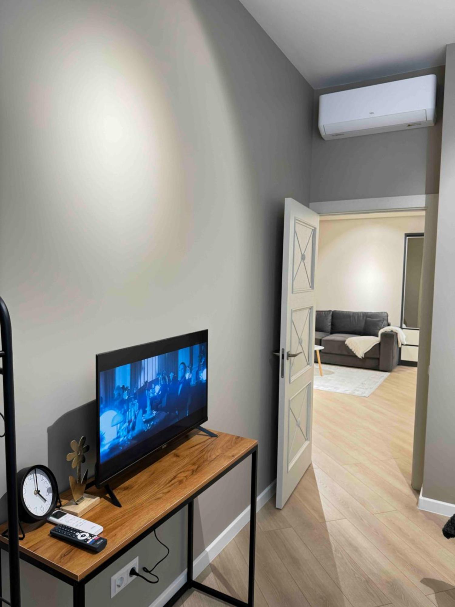 Rentnow Modern Business Apartment With 3 Bedrooms In Centre Кишинёв Экстерьер фото